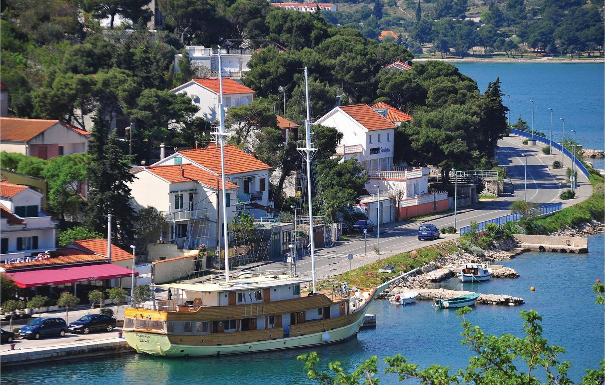 Lovely Home In Betina With Wifi Exterior foto